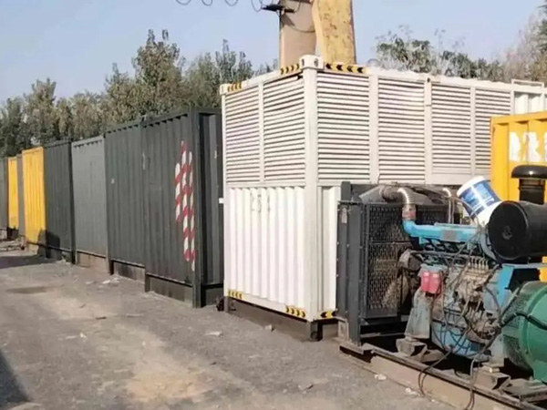 安新200KW柴油发电机机组每小时油耗是多少？